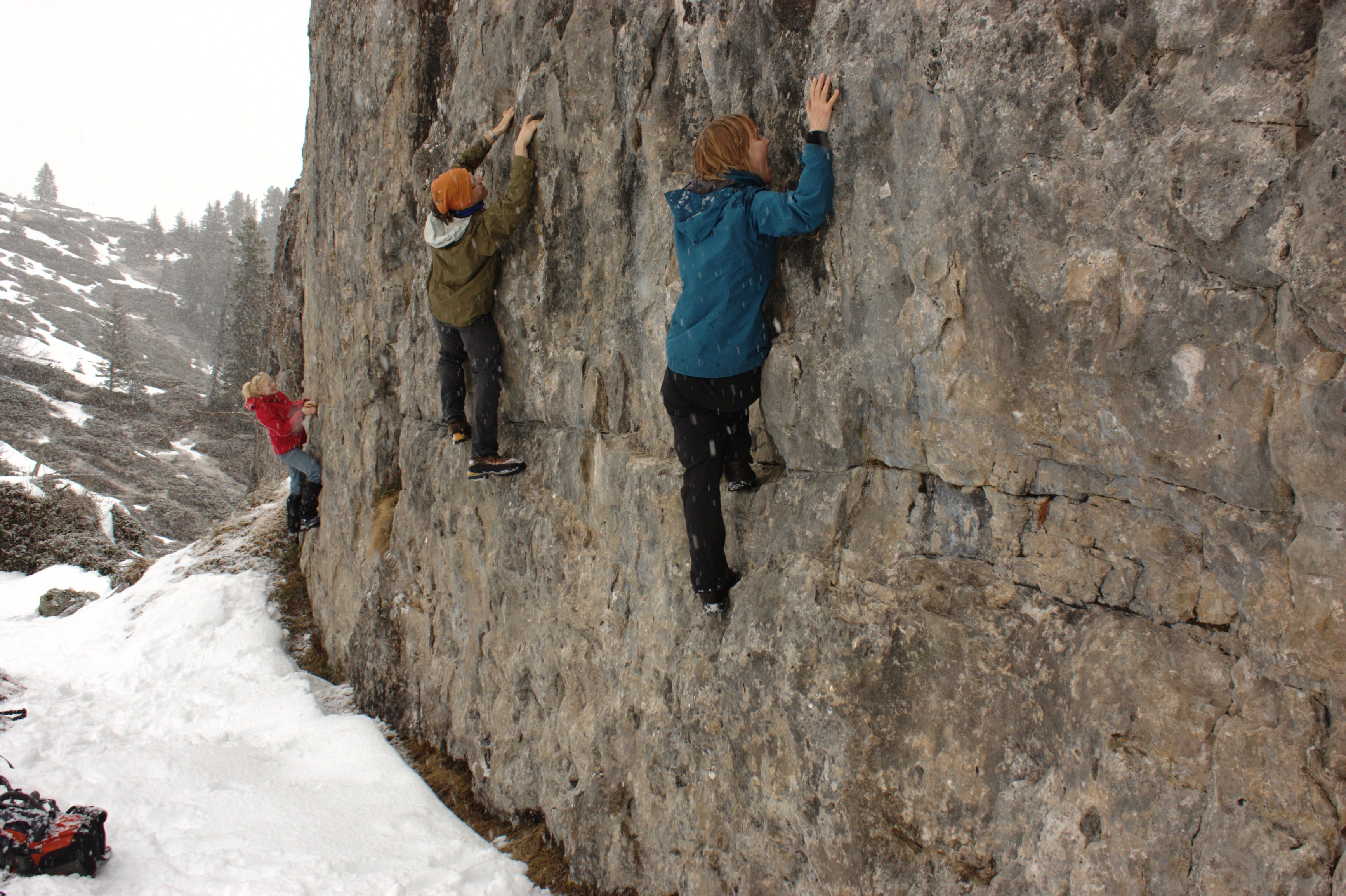Schneefall, Klettern (Foto: Simon)